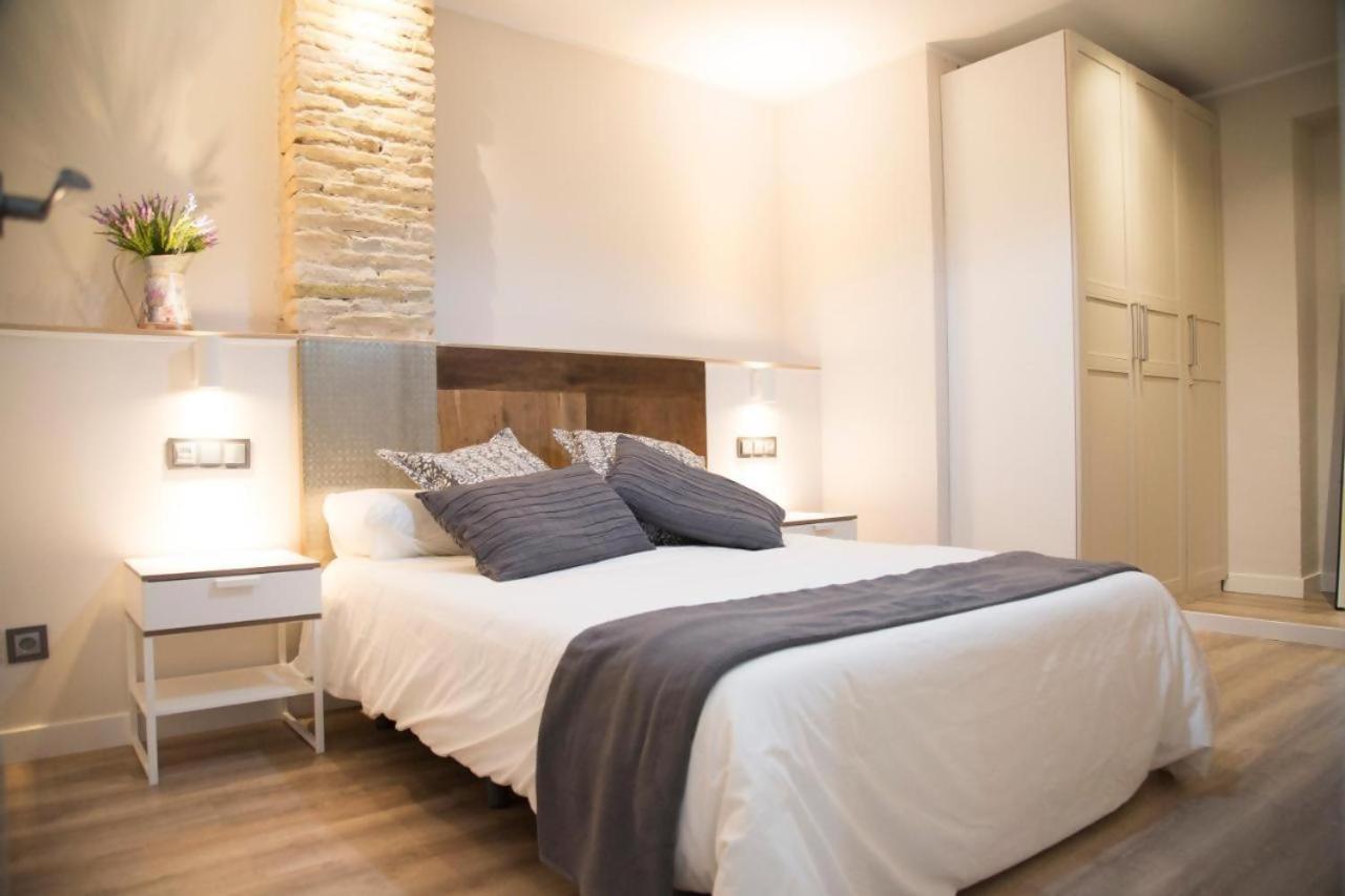 Apartamenticos Studio 39 Zaragoza Exterior foto